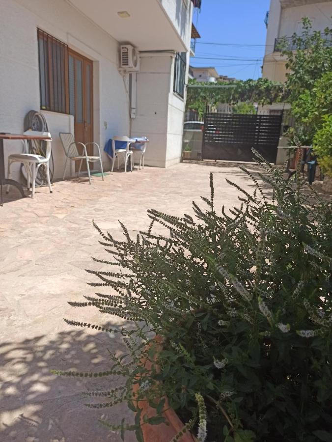 Achilles Apartments ساراندا المظهر الخارجي الصورة