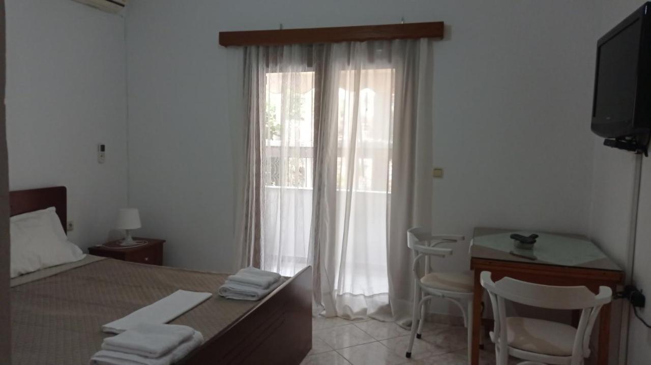 Achilles Apartments ساراندا المظهر الخارجي الصورة