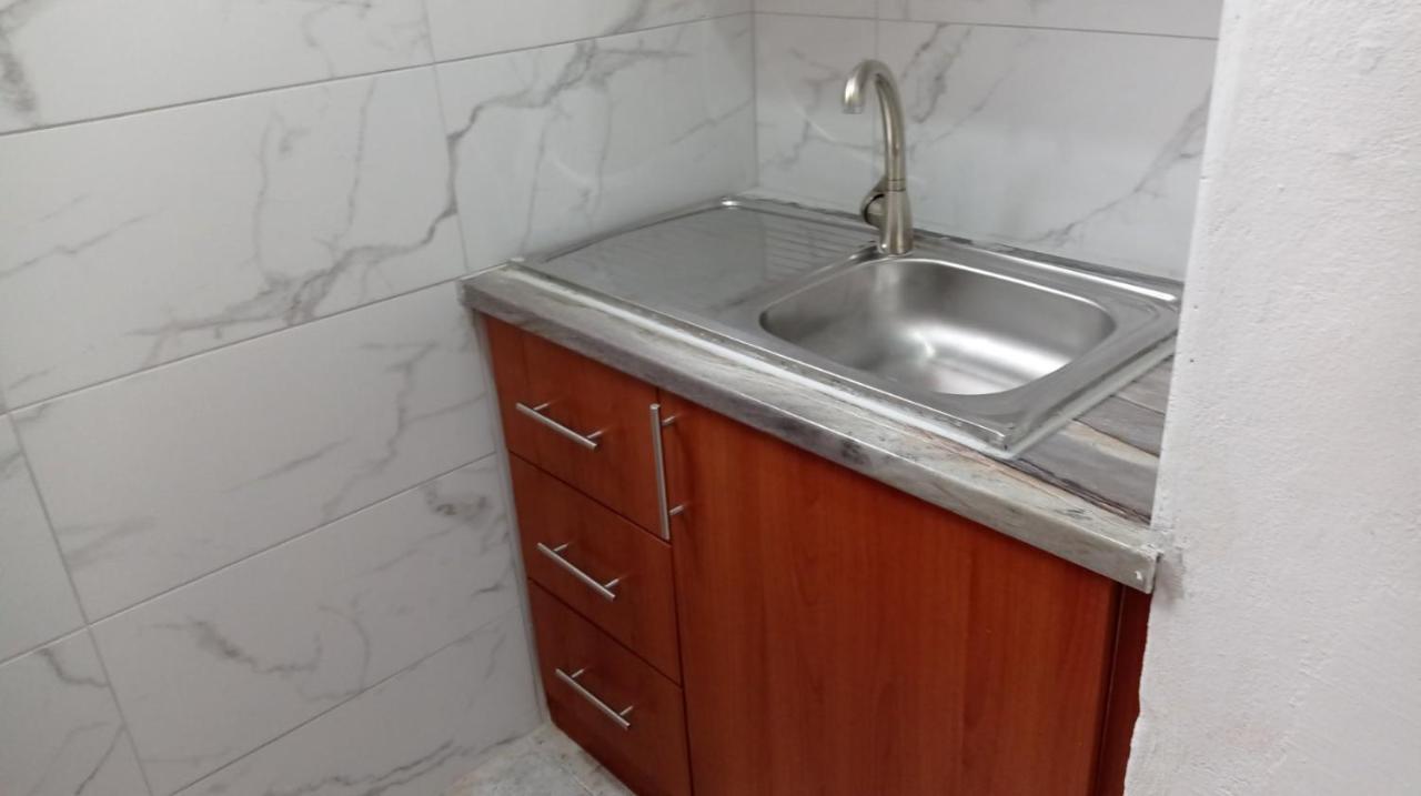 Achilles Apartments ساراندا المظهر الخارجي الصورة
