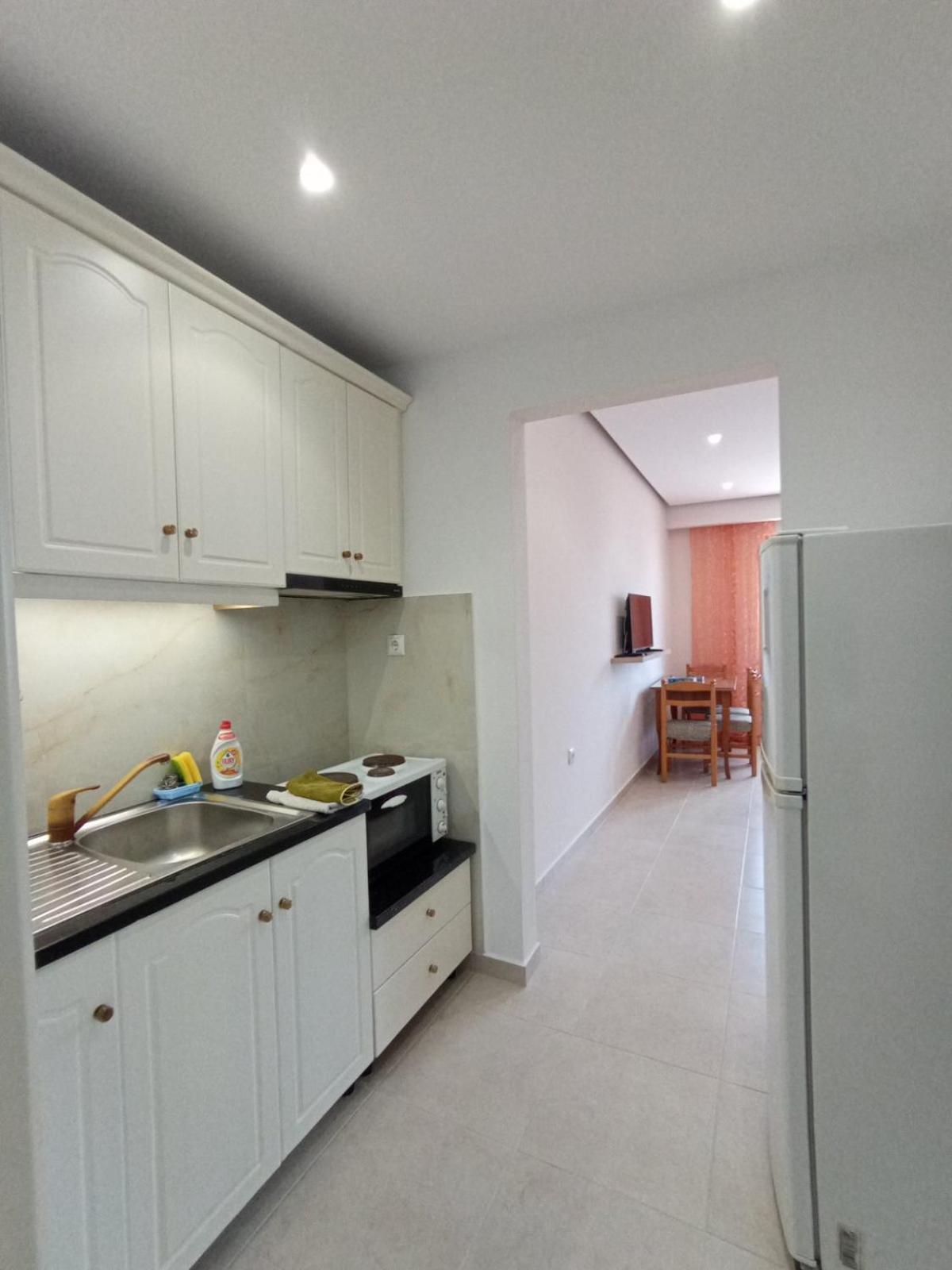 Achilles Apartments ساراندا المظهر الخارجي الصورة