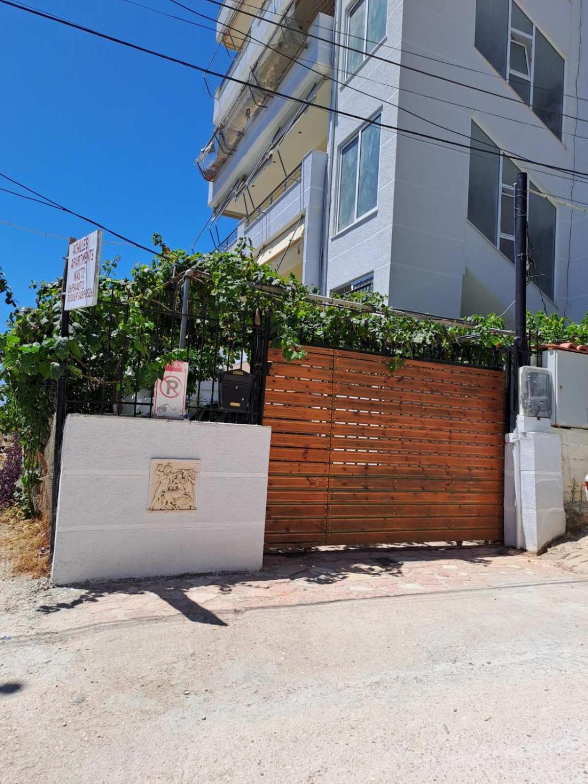 Achilles Apartments ساراندا المظهر الخارجي الصورة