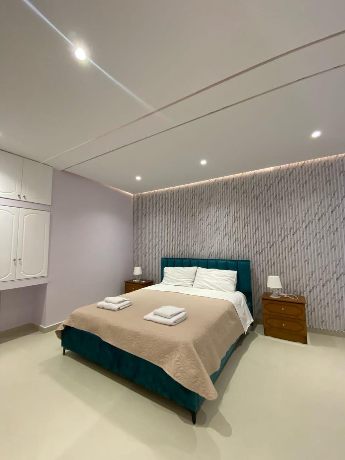 Achilles Apartments ساراندا المظهر الخارجي الصورة