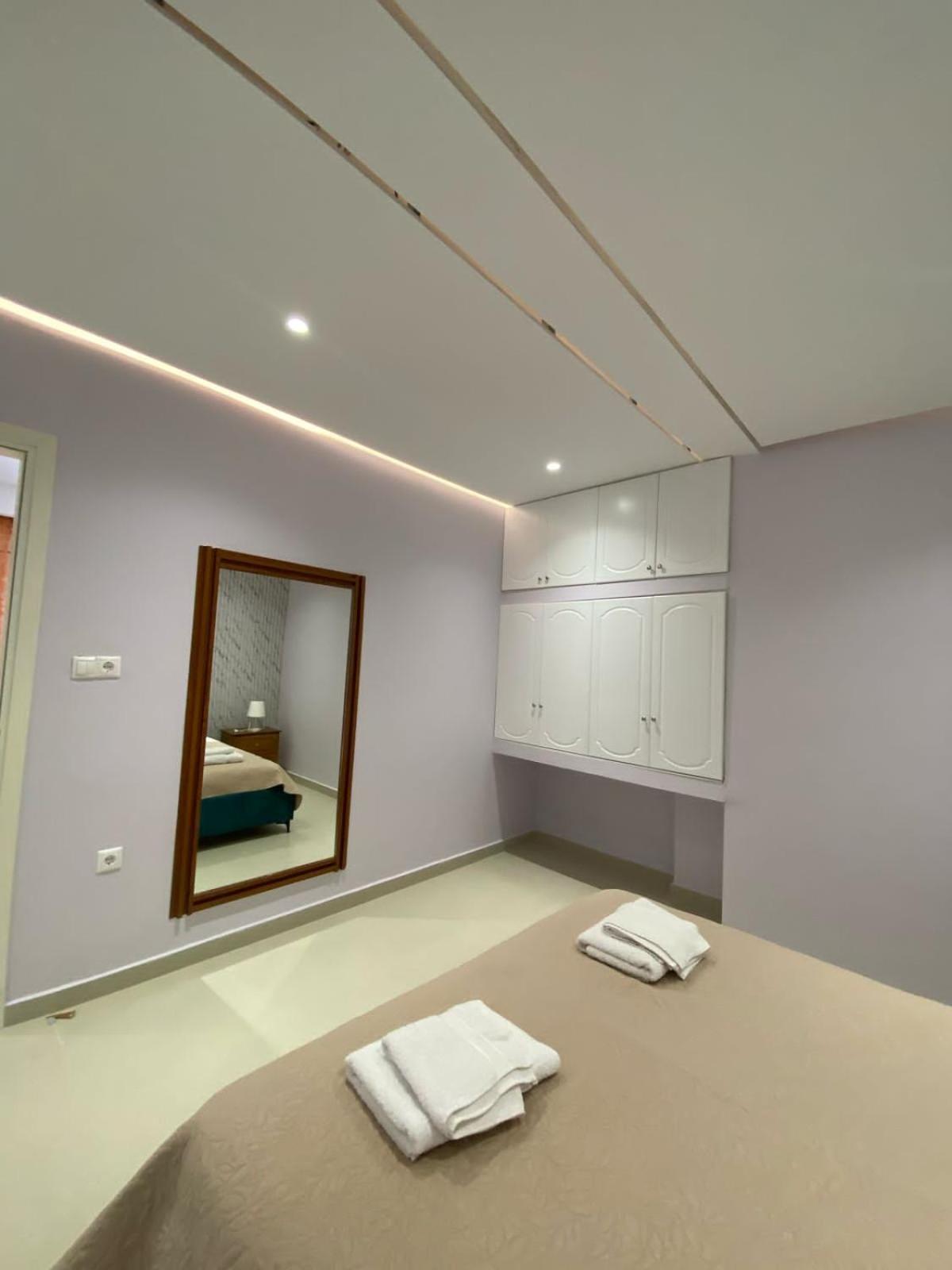 Achilles Apartments ساراندا الغرفة الصورة