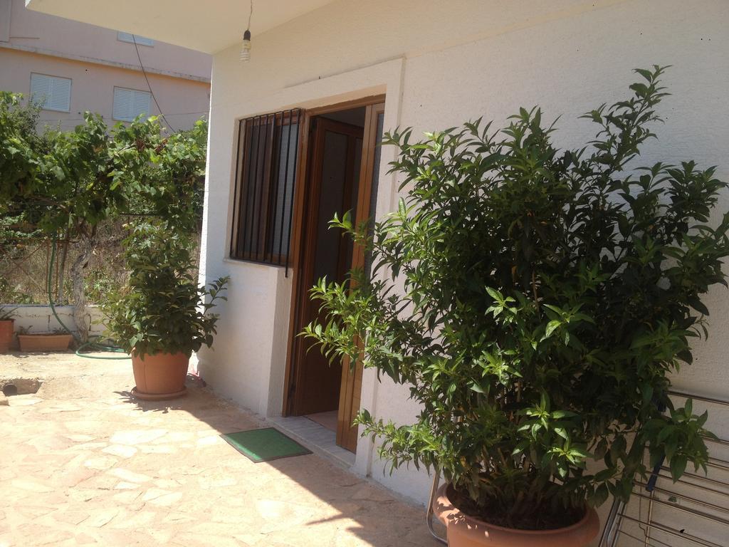 Achilles Apartments ساراندا المظهر الخارجي الصورة