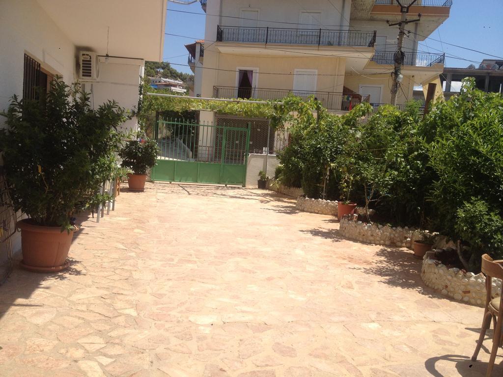 Achilles Apartments ساراندا المظهر الخارجي الصورة