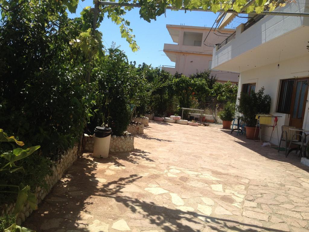 Achilles Apartments ساراندا المظهر الخارجي الصورة