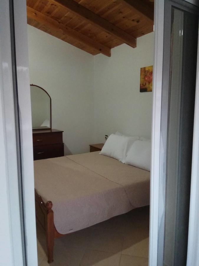 Achilles Apartments ساراندا المظهر الخارجي الصورة